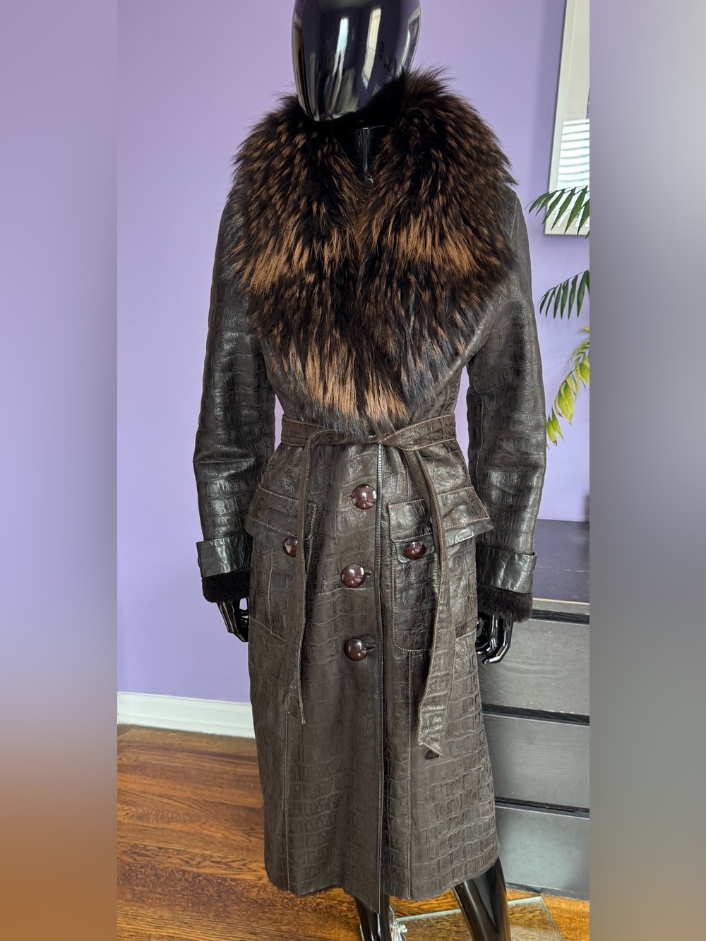 Viyanto Dark Brown Croc-Embossed Leather shearling Brown Fur coat - Picture 9 of 16